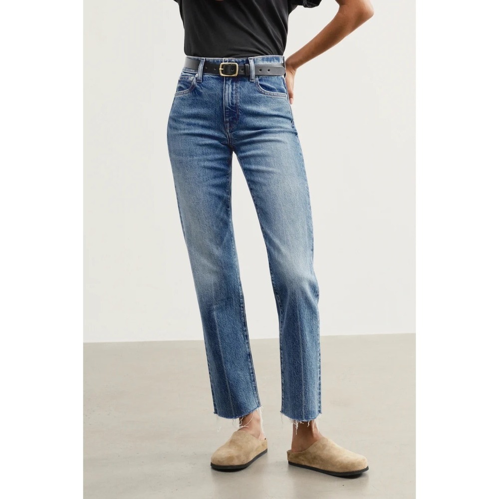 AYR The YaYa 26S Let Go Medium Blue Straight Leg Jeans Cropped Raw Hem